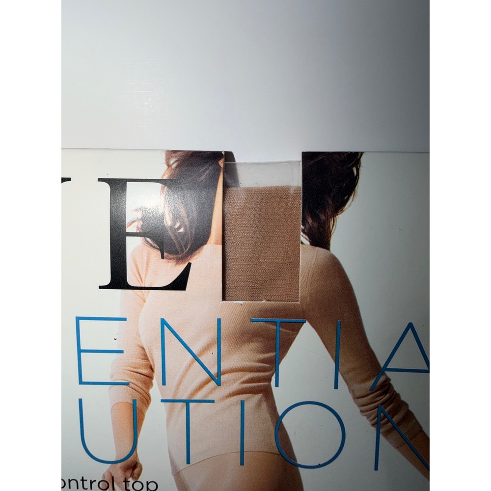 HUE Essential Solutions Age Defiance Control Top Pantyhose Natural Sz 3 5992N - Picture 2 of 3